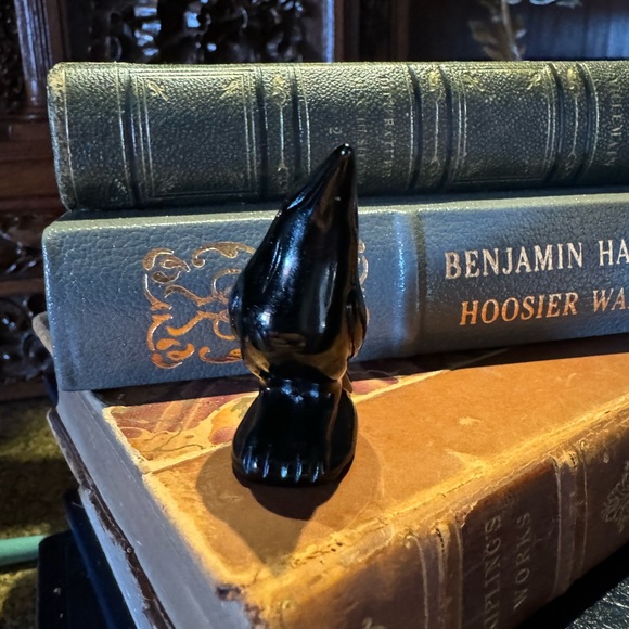 Solid Obsidian Raven Vintage-style Sculpture Desk Decor - Picture 5 of 8